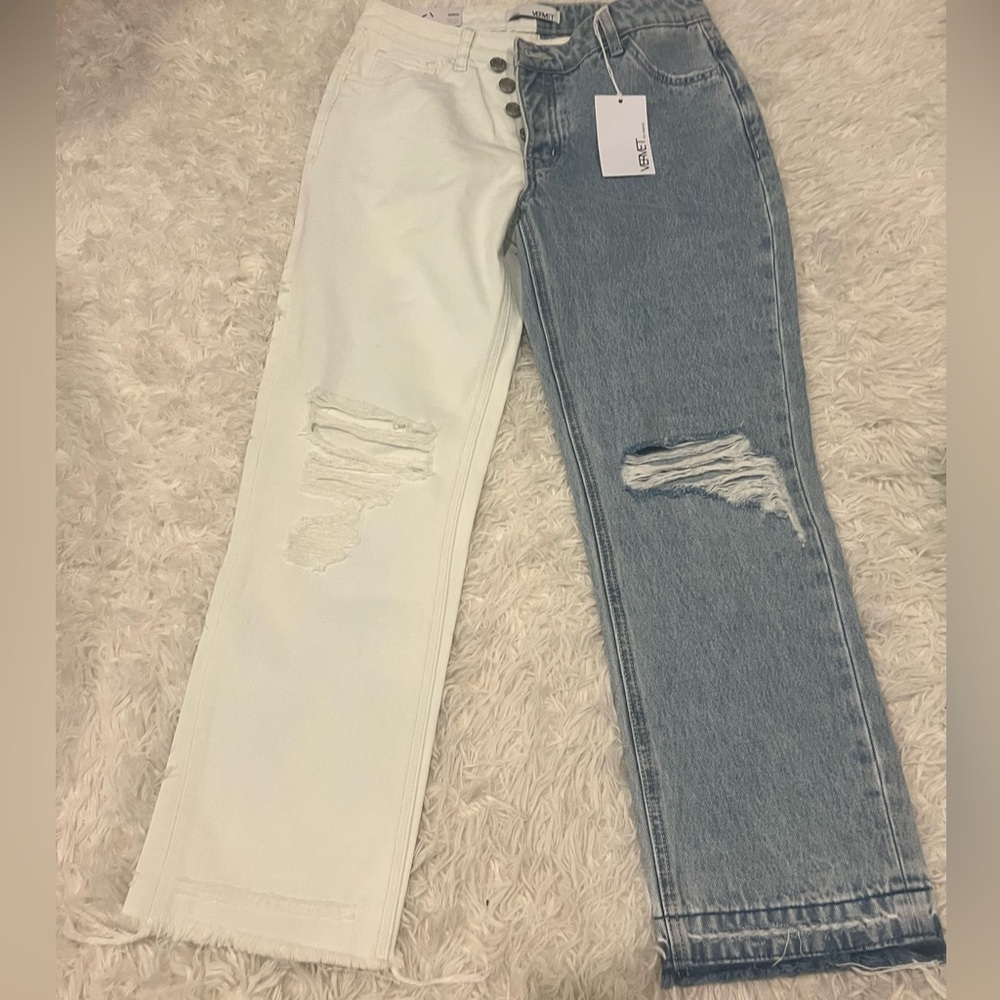 VICI jeans. Brand new. Women’s size 26